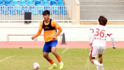 完美对战平台入口-2-3，泰山全华班不敌海牛 王昊斌+彭逸翔进球 邝兆镭首秀发挥亮眼